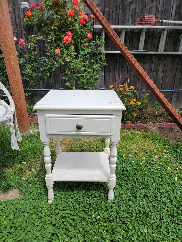 Side Table$20