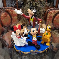 RARE Walt Disney Big Fig THE HAPPIEST CELEBRATION ON EARTH COSTA ALAVEZOS