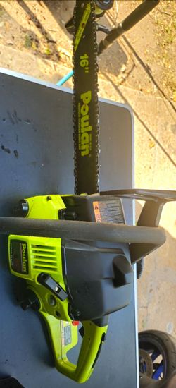 POULAN 2 cycle 16" gas chainsaw