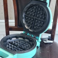 Waffle Maker 