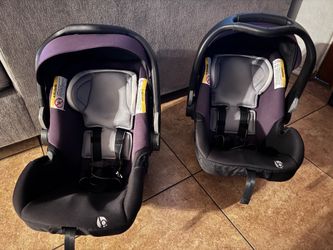 Twin Baby Trend Car Seats & Stroller