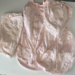 Happiest baby snoo swaddles and sheet