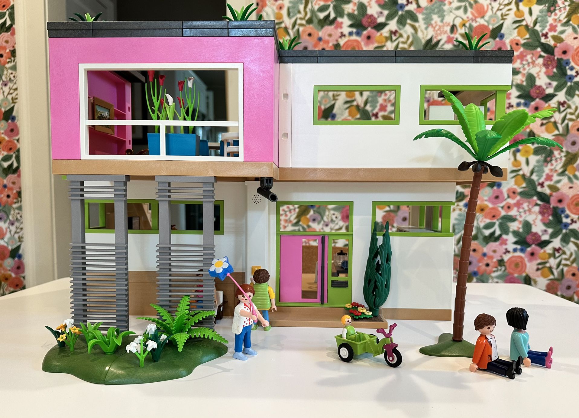 Playmobil Modern Luxury Mansion