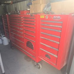 ON HOLD.    Mac Tool Box (MB1700) With 2 Extra Side Boxes