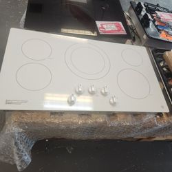 Ge 36 Inch Electric Cooktop White With 5 Heating Elements