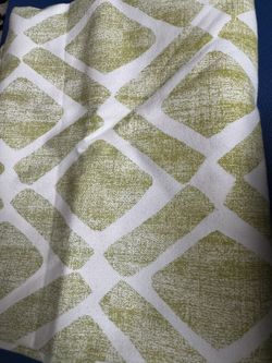 Curtains 2 Panels Of 45’63 And 45’80