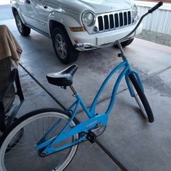 Vintage Electra Woman's Step Thru Beach Cruiser Island Flower Bicycle Bike