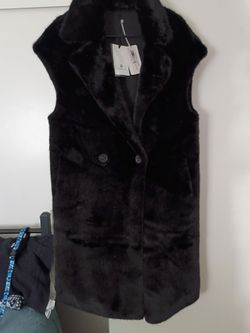 Jamilla Black Faux Fur Vest