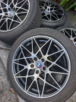 RIMS AND TIRES STAGGERED 19"5X120