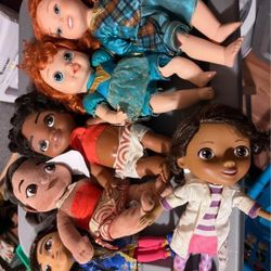 Girls Dolls Lot