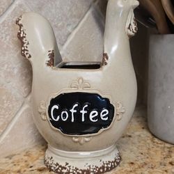 Vintage Farmhouse-Style Ceramic Rooster/Hen