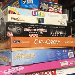 Set Of 8 Games And Puzzles 