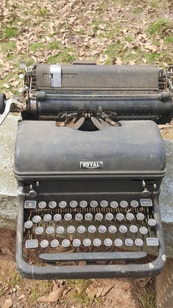 Antique Royal typewriter
