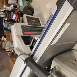 Epic Comfort Step Impact Cushioning System Treadmill