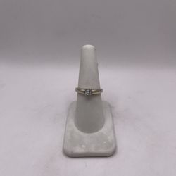 14kt Gold Diamond Engagement Style Ring 