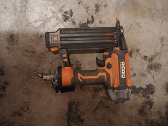 Nail gun