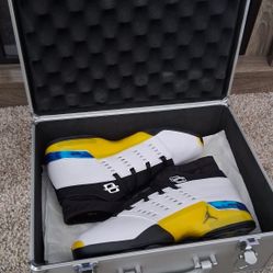 Air Jordan Lightening 17s