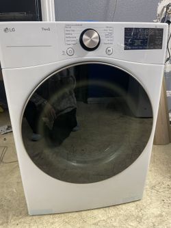 Clearance Sale!LG Electric dryer open box with 1 year warranty