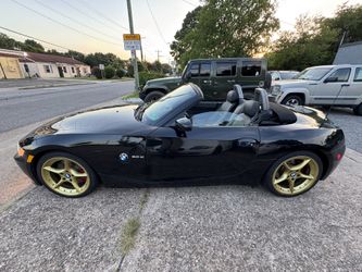 2008 BMW Z4 3.0si   Convertible , 104k low miles with gold rims and navigation.  FINANCING AVAILABLE THROUGH LENDERS! CLEAN CARFAX! CLEAN TITLE!  Just