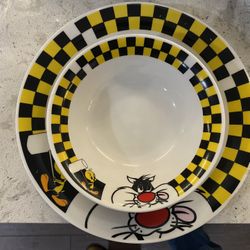 Vintage Looney Toons Tweety Bird & Sylvester Collectors Bowl & Plate 