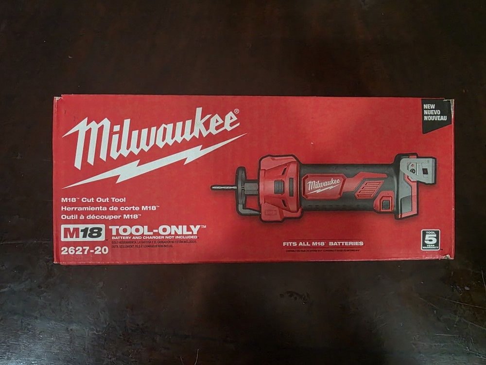 Milwaukee Draywall Cut Out Tool