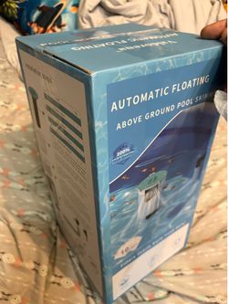 Automatic floating above ground pool skimmer