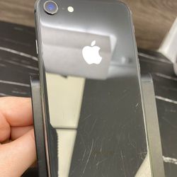 iPhone 8 64gb Unlocked ID: 37926-1