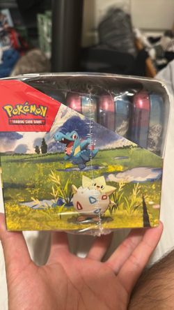 Pokémon Ascended Heroes 10pk Tin Display