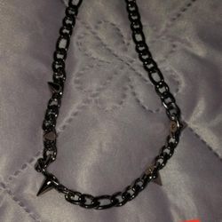 🩷 Silver Spike Necklace - Still Available 