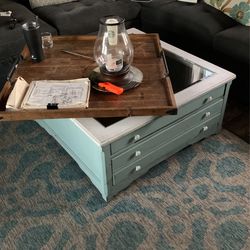 3-drawer Glass Top Display Table