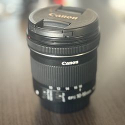 Canon EF-S 10-18mm f-4.5-5.6 IS STM Lens