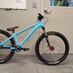 2021 Polygon Trid J5 Dirt Jumper 26"