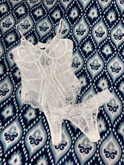 Women’s lingerie, 2 pieces, size M