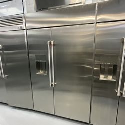 Café 48” Built-In Side-by-Side Refrigerator – Like New! Model: CSB48YP2NBS1 Serial No: FS033637