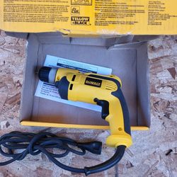 Dewalt 8 Amp Corded 3/8 in. Pistol Grip Drill
