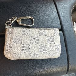 Louis Vuitton Key Pouch -used