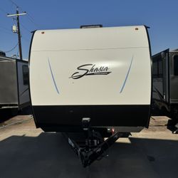 Shasta 29 Ft Bunk