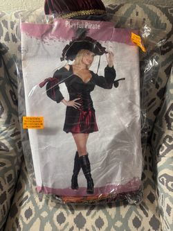 Sexy women’s pirate costume