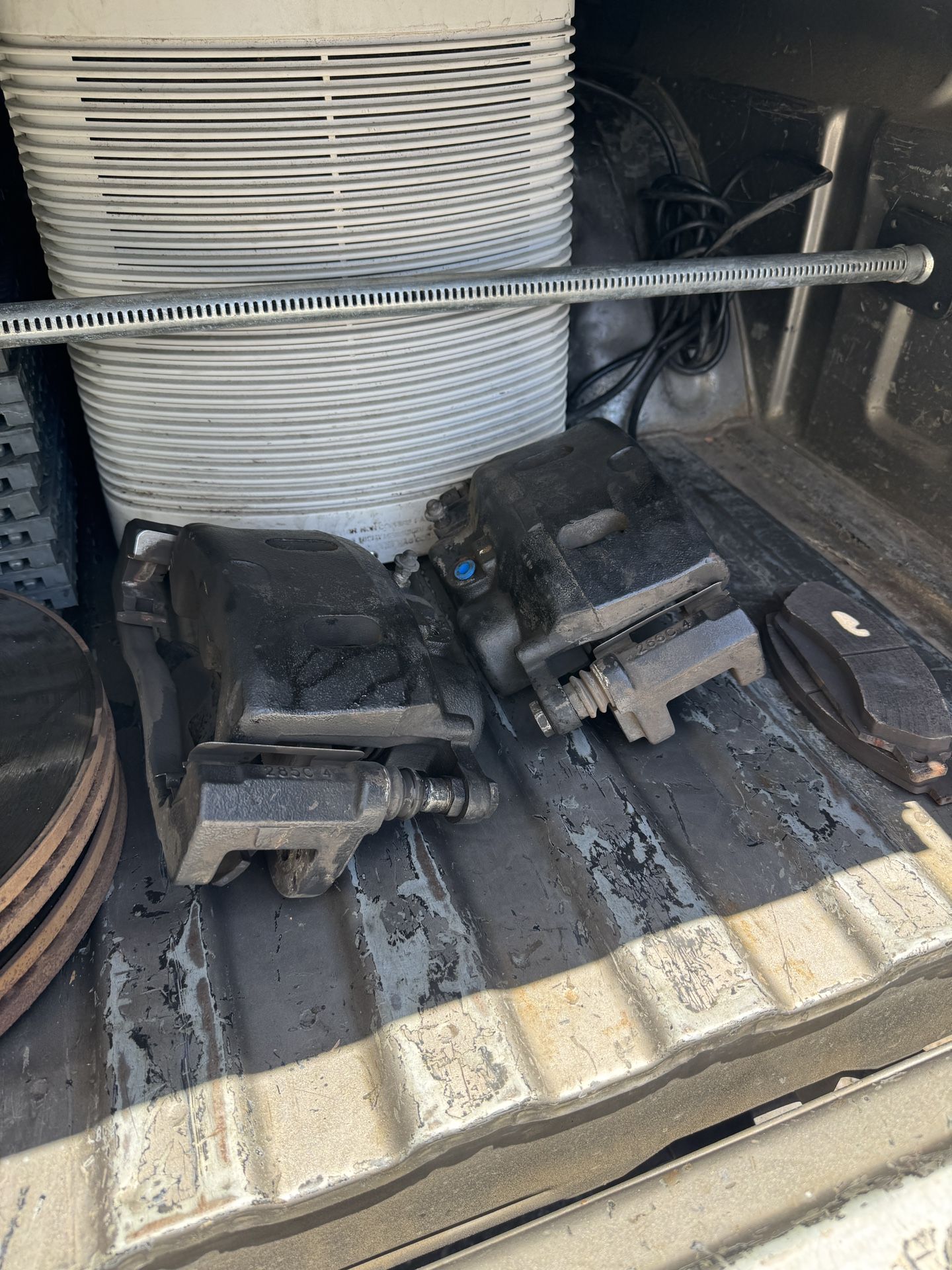 99-06 Chevy Silverado Brakes And Calipers