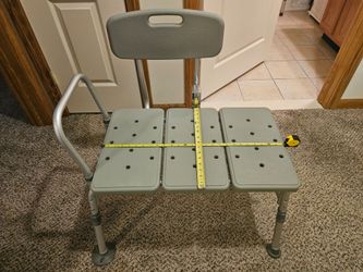 Transfer bench for bathtub and shower