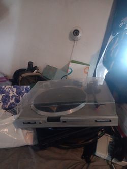 Sansui Fr D40 Turntable With Good Needle Works Great