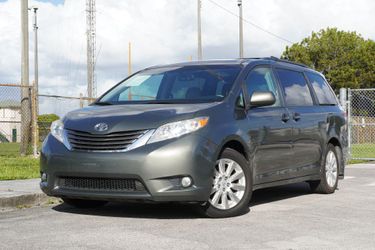 2014 Toyota Sienna