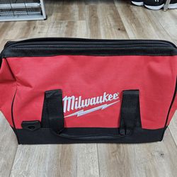 NEW Milwaukee 16" Medium Tool Bag With Interior Pockets. One Bag $20, Two Bags $35, Three Bags $45 !