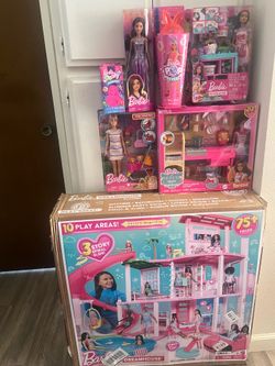 Barbie Dreamhouse, Teresa Recipe Kitchen Playset, Party Unboxed Glam Doll, Pets Stroll n Play Pups, Florist, Pop Reveal Shakes Bunny, Doll