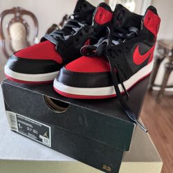 Jordan 1 Satin Size 1y Asking For 120 OBO