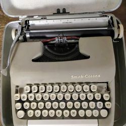 1950  Smith-Corona Typewriter