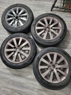 04 Honda Civic si rims 5×114.3 bolt pattern