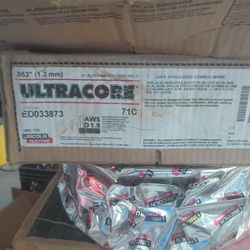 Lincoln ED033873 .052" UltraCore 71C Flux-Cored Gas-Shielded Wire