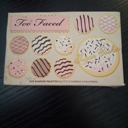Too Faced Makeup Pallette 