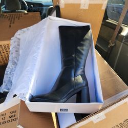 Womans Boots New